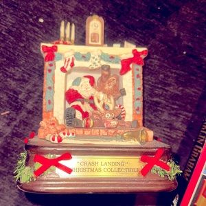 MERRY CHRISTMAS from the House of Lloyd 1993 Musical Santa & reindeer